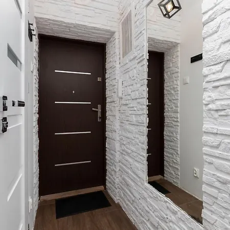 Batorego Downtown By Renters Apartment *